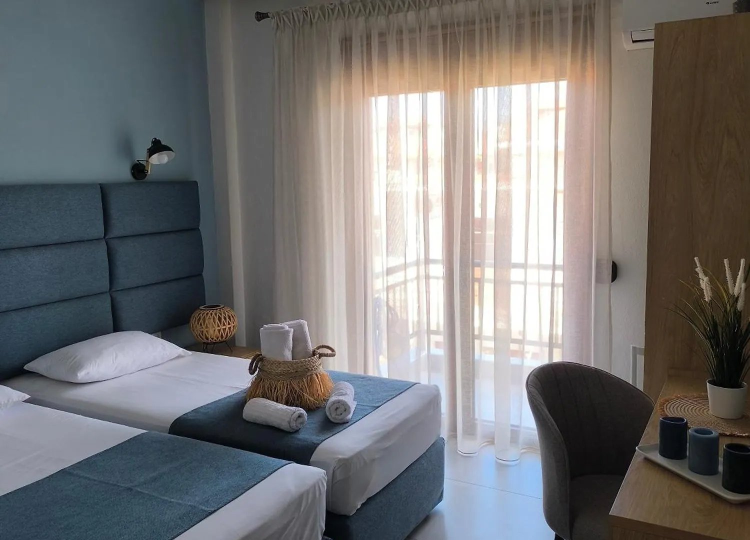 Maria Rooms To Let Ouranoupoli Apartment